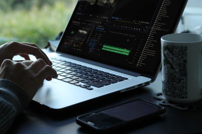 Cara memilih laptop untuk video editing