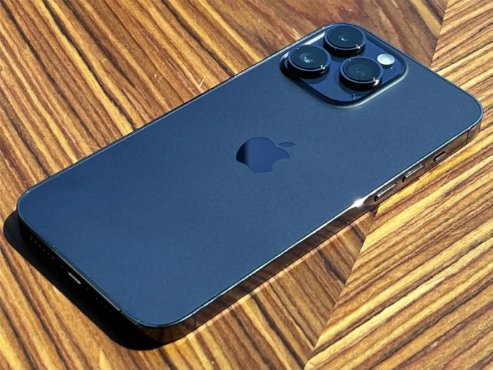 Review smartphone kamera terbaik 2024