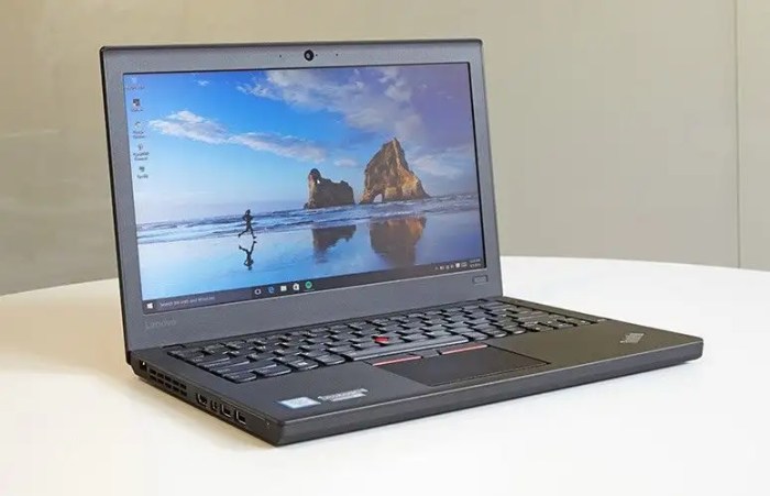 Laptop dengan daya tahan baterai terbaik di 2024